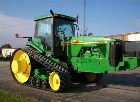 Deere 8310T