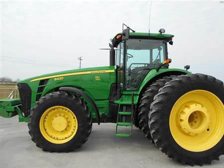 Deere 8430