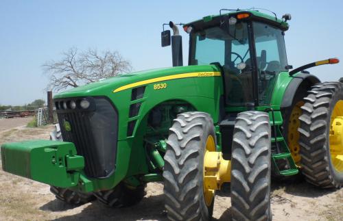 Deere 8530