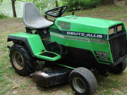 Deutz-Allis lawn tractors 1916