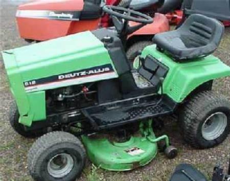 Deutz-Allis lawn tractors 512G