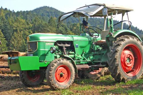 Deutz D 5005