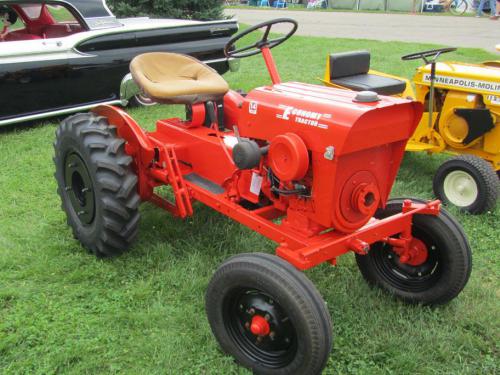 Economy lawn tractors Power King 14HP