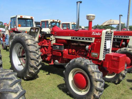 Farmall 1206