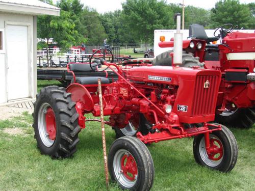 Farmall 140