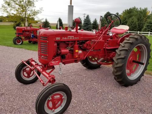 Farmall 200