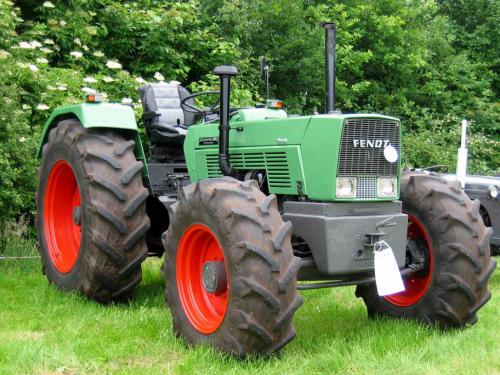 Fendt Favorit 611S