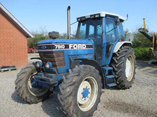 Ford 7910