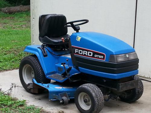 Ford lawn tractors GT-65