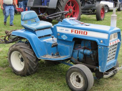 Ford lawn tractors LGT-165