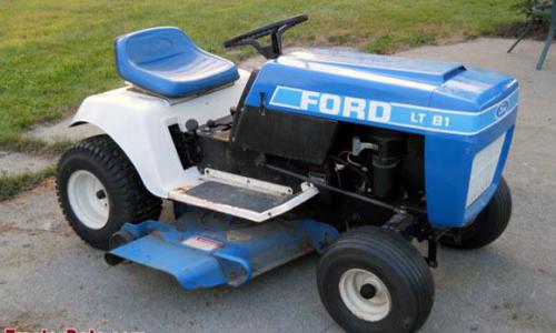 Ford lawn tractors LT-81