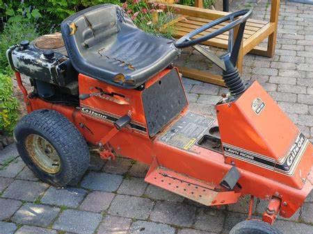 Gilson lawn tractors 52106