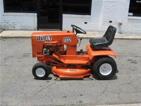 Gravely lawn tractors 1132