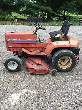 Gravely lawn tractors 817