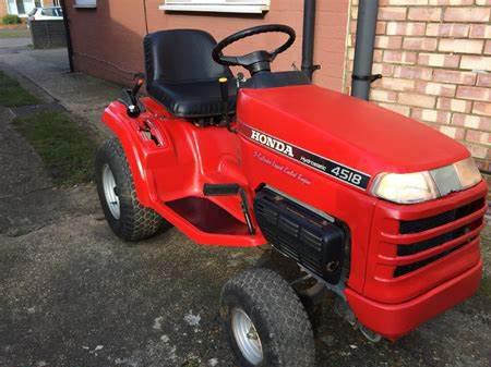 Honda lawn tractors H4518