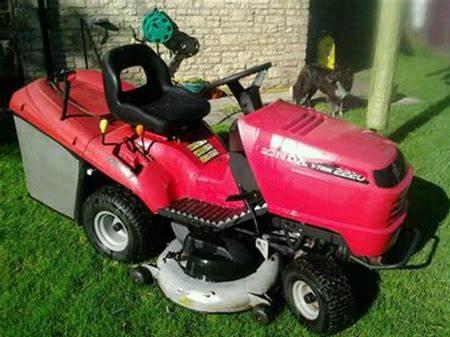 Honda lawn tractors HF2220