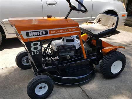 Huffy lawn tractors Broadlawn 1055