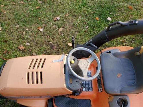 Husqvarna lawn tractors YT150H