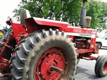 International Harvester 1456