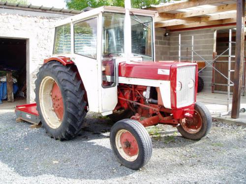 International Harvester 423