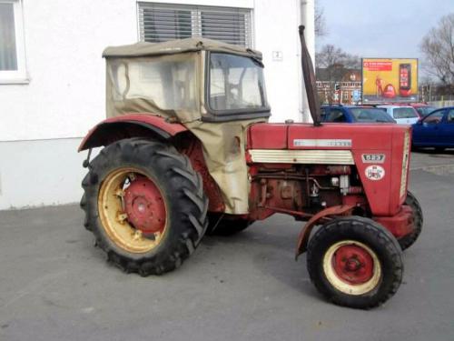 International Harvester 523