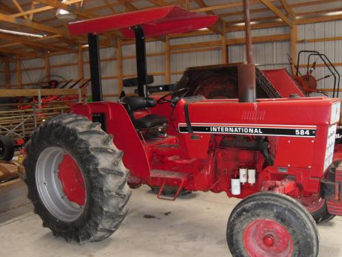 International Harvester 584