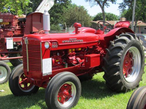 International Harvester 600