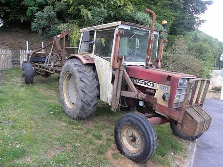 International Harvester 734