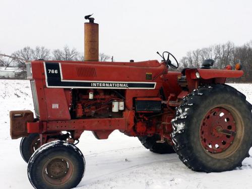 International Harvester 766