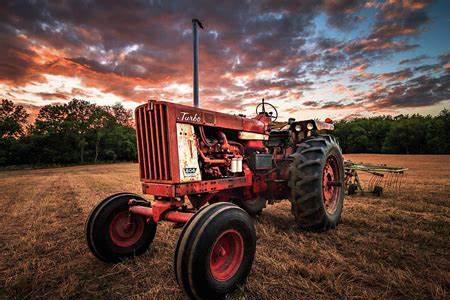 International Harvester 806