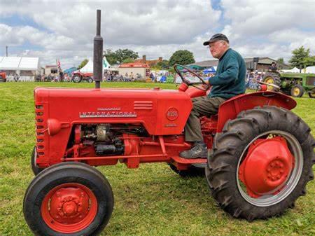 International Harvester B-250