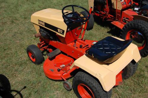 J.I. Case lawn tractors 107