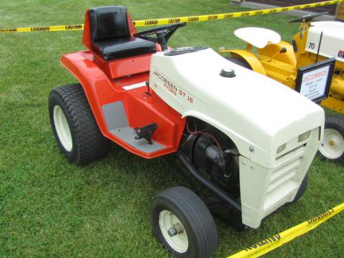 Jacobsen lawn tractors GT-16