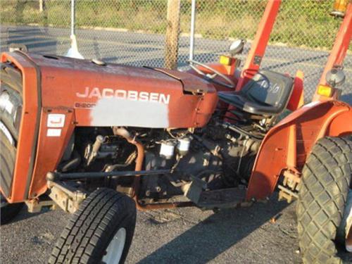 Jacobsen lawn tractors LT700