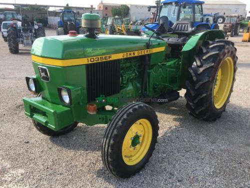 John Deere 1035