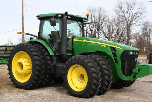 John Deere 2010