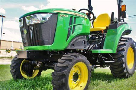 John Deere 2032R