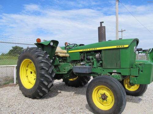 John Deere 2630