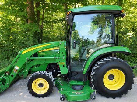 John Deere 3720