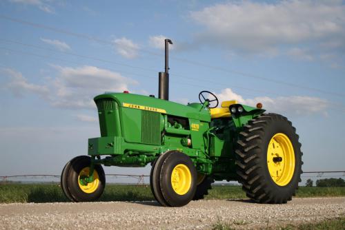 John Deere 4020