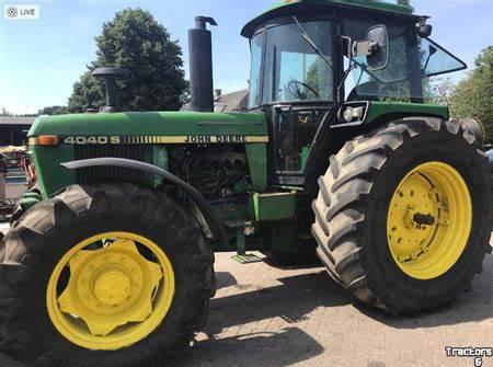 John Deere 4040S