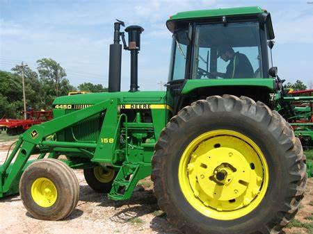 John Deere 4450