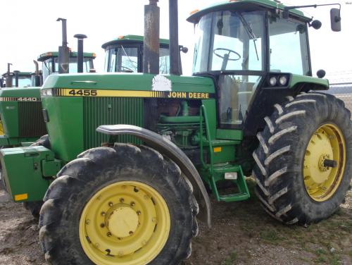 John Deere 4455