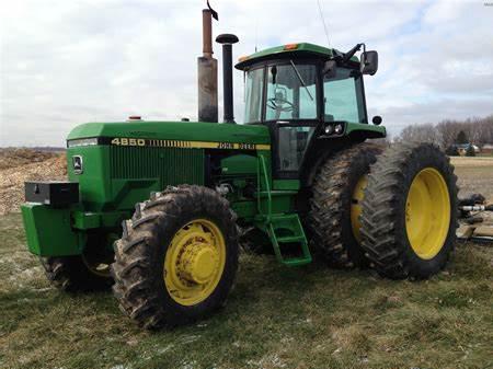 John Deere 4850