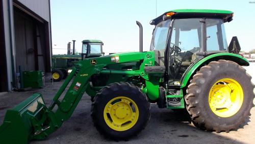 John Deere 5093E