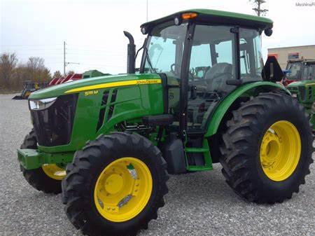 John Deere 5115M