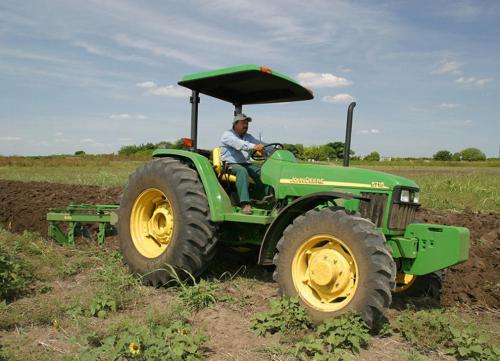 John Deere 5715