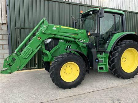 John Deere 6110M