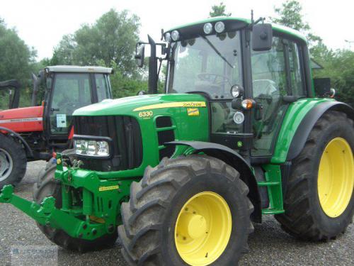 John Deere 6330