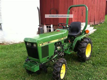 John Deere 650